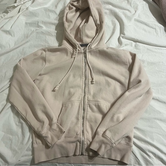 Brandy Melville Sweaters - Brandy Melville Cream Hoodie Sweater